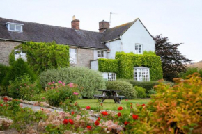 Отель The Izaak Walton Country House Hotel  Ашбурн